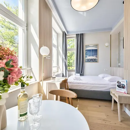 Apartmanhotel White Dune By Dom & House 3*